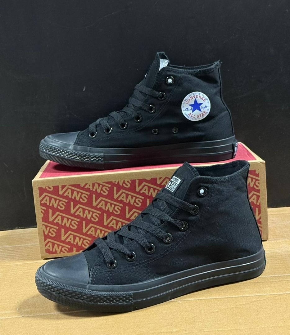вансы в клеточку,vans sk8-hi black white checkerboard,вансы sk8,кроссовки vans,vans sk 8