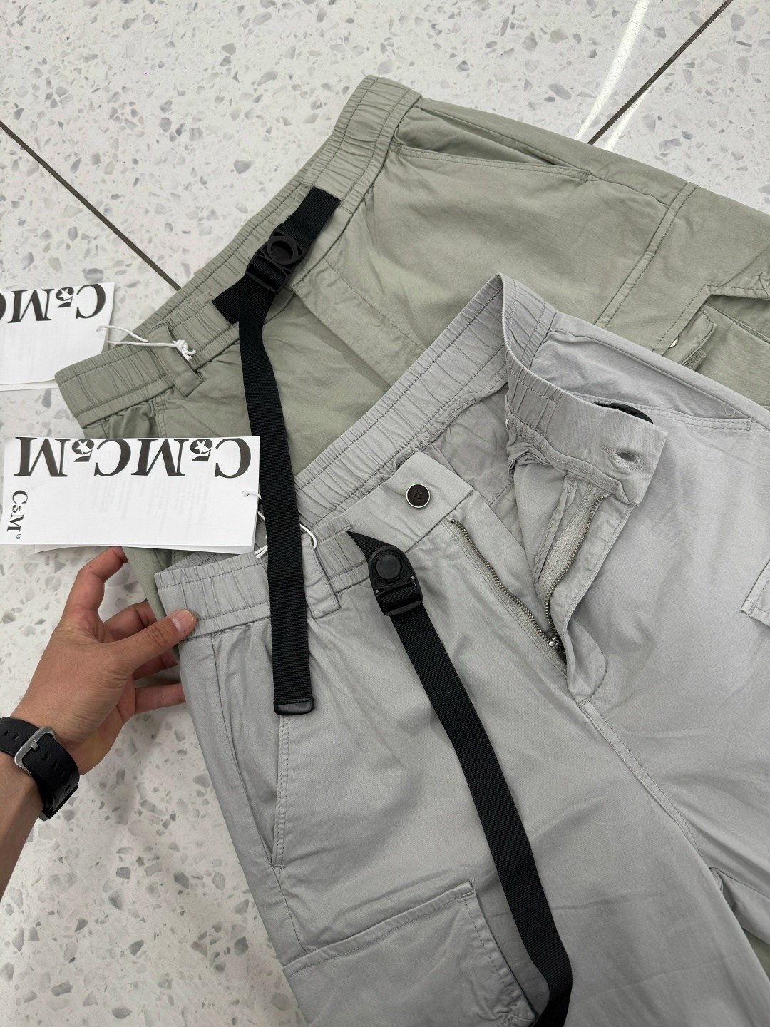 брюки карго,мужские брюки карго,зауженные брюки,брюки с карманами,брюки в спортивном стиле