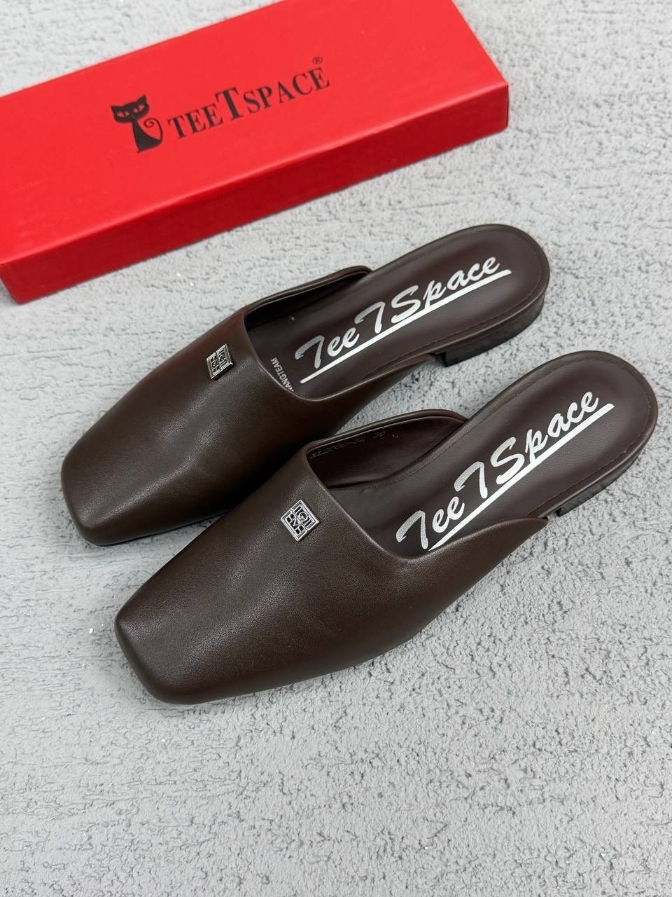 ,женские шлепанцы,обуви, женская,мужские тапочки