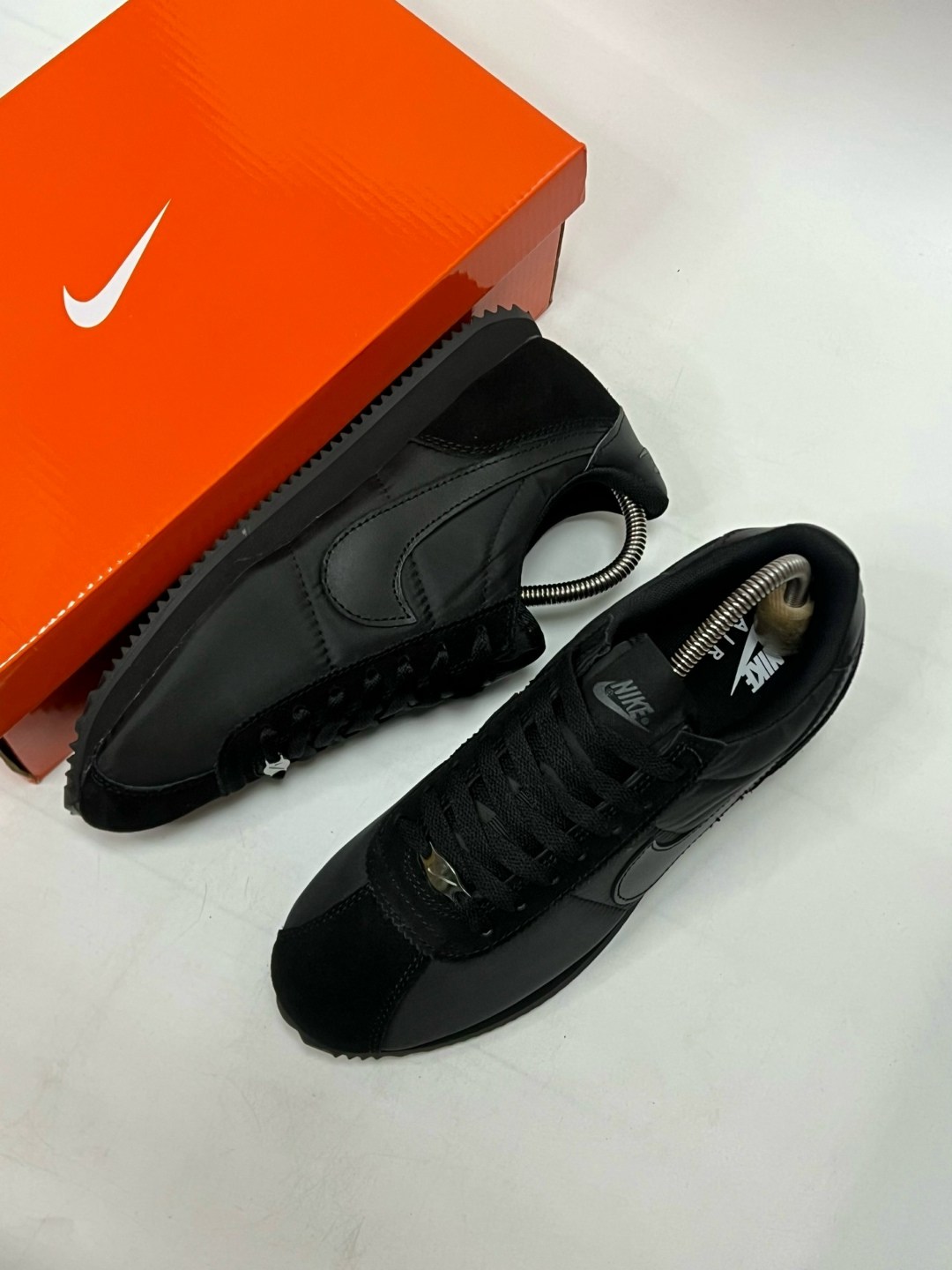 кроссовки мужские nike cortez,nike cortez classic,nike cortez classic leather,кроссовки nike cortez,кроссовки nike classic cortez