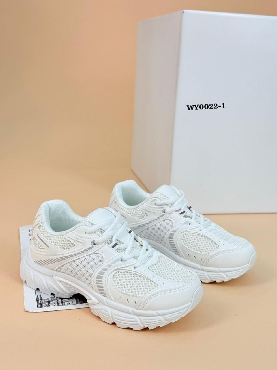 женские кроссовки,кроссовки модные женские,модные кроссовки,кроссовки,кроссовки мода