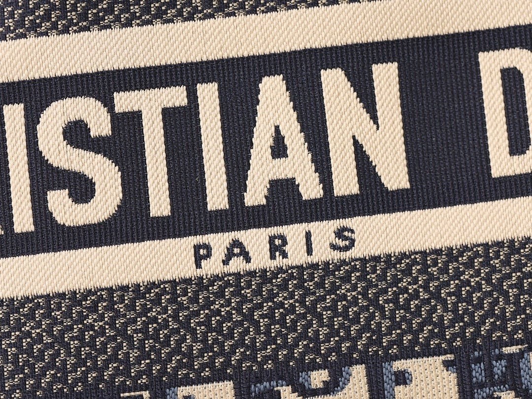 рюкзак диор,рюкзак dior,рюкзак,женские рюкзаки,классическая рюкзаки