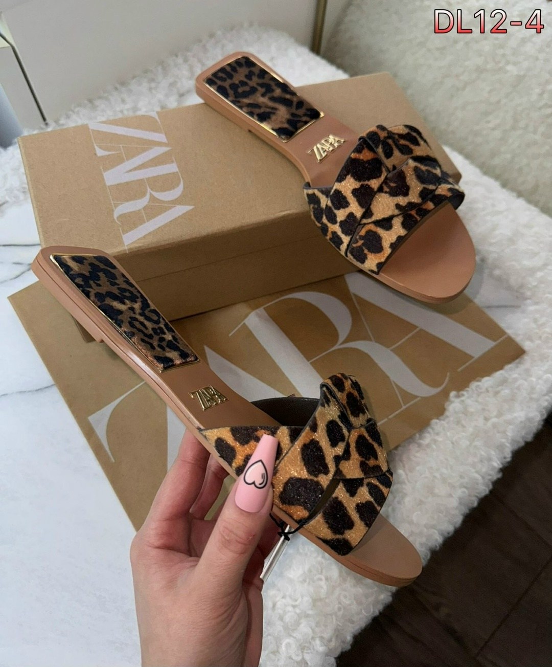 женские шлепанцы,,шлепки женские,леопардовые шлепки zara,женские сандалии