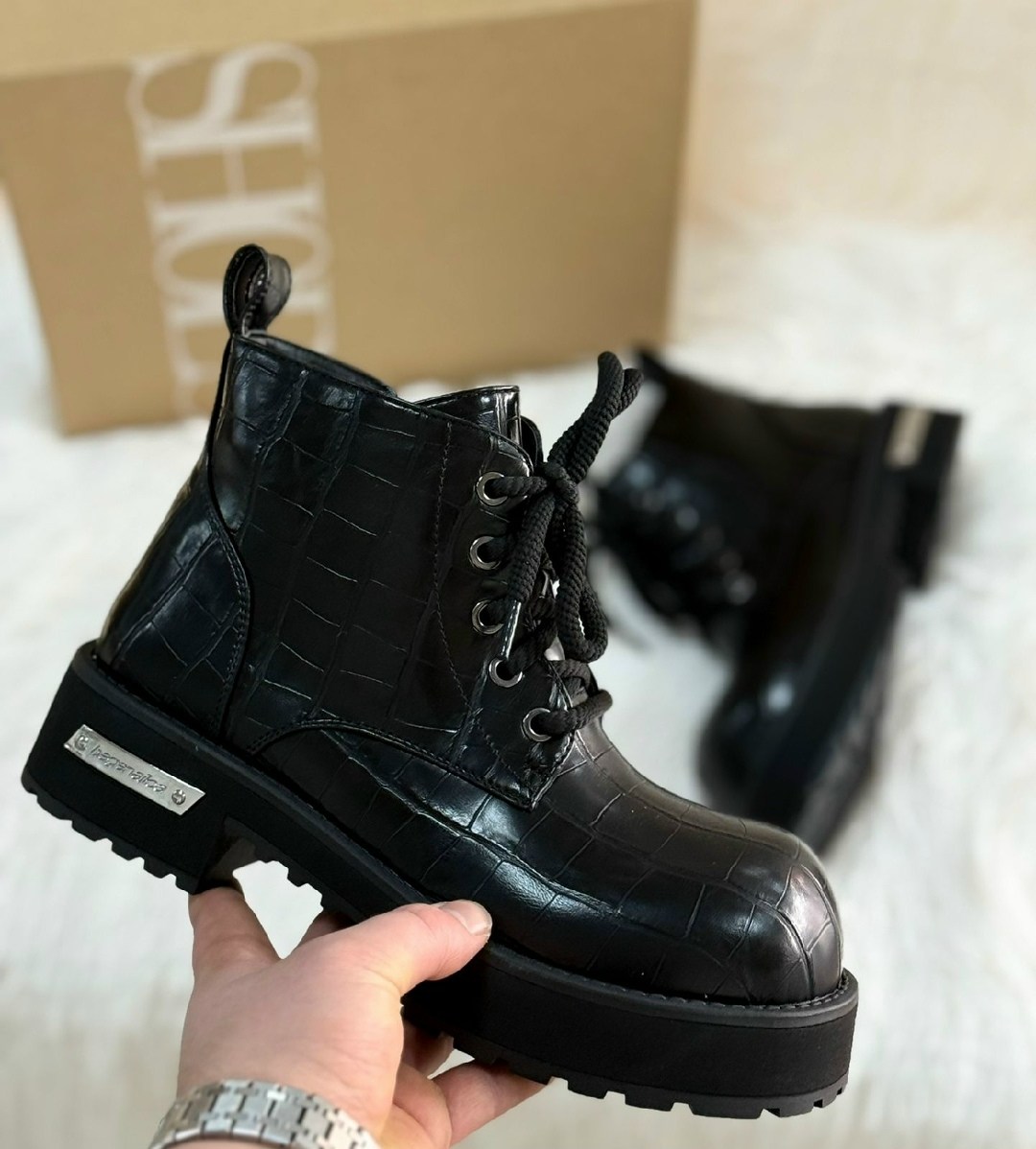 ,женские ботинки,ботинки,модные ботинки,ботинки на платформе