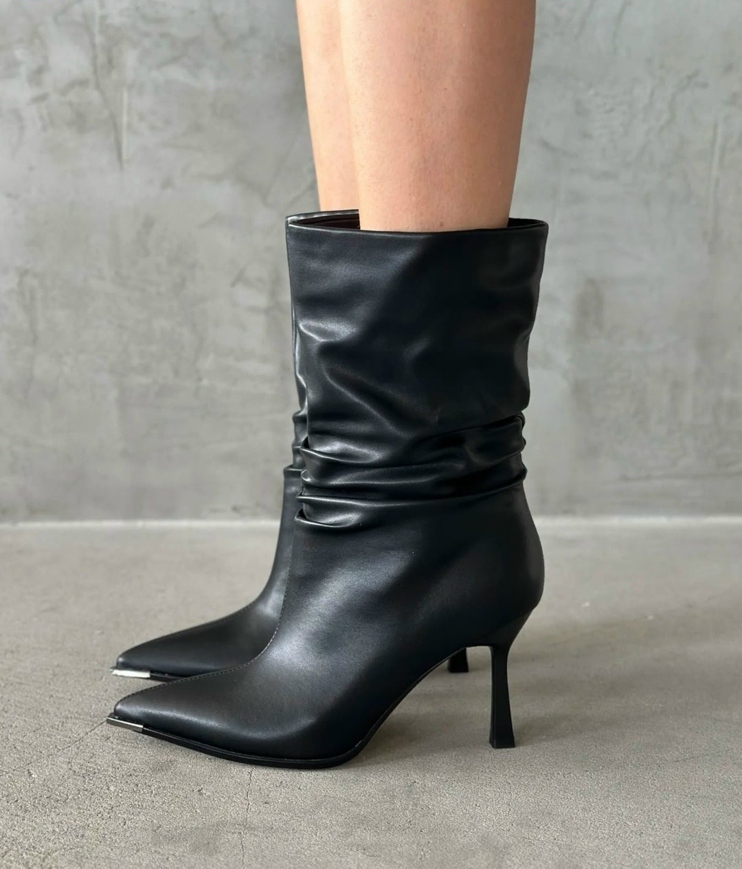 ,ботильйони жіночі шкіряні чорні демісезонні,ботильоны женские,женские ботильоны с острым носком на тонком высоком каблуке,ботильоны