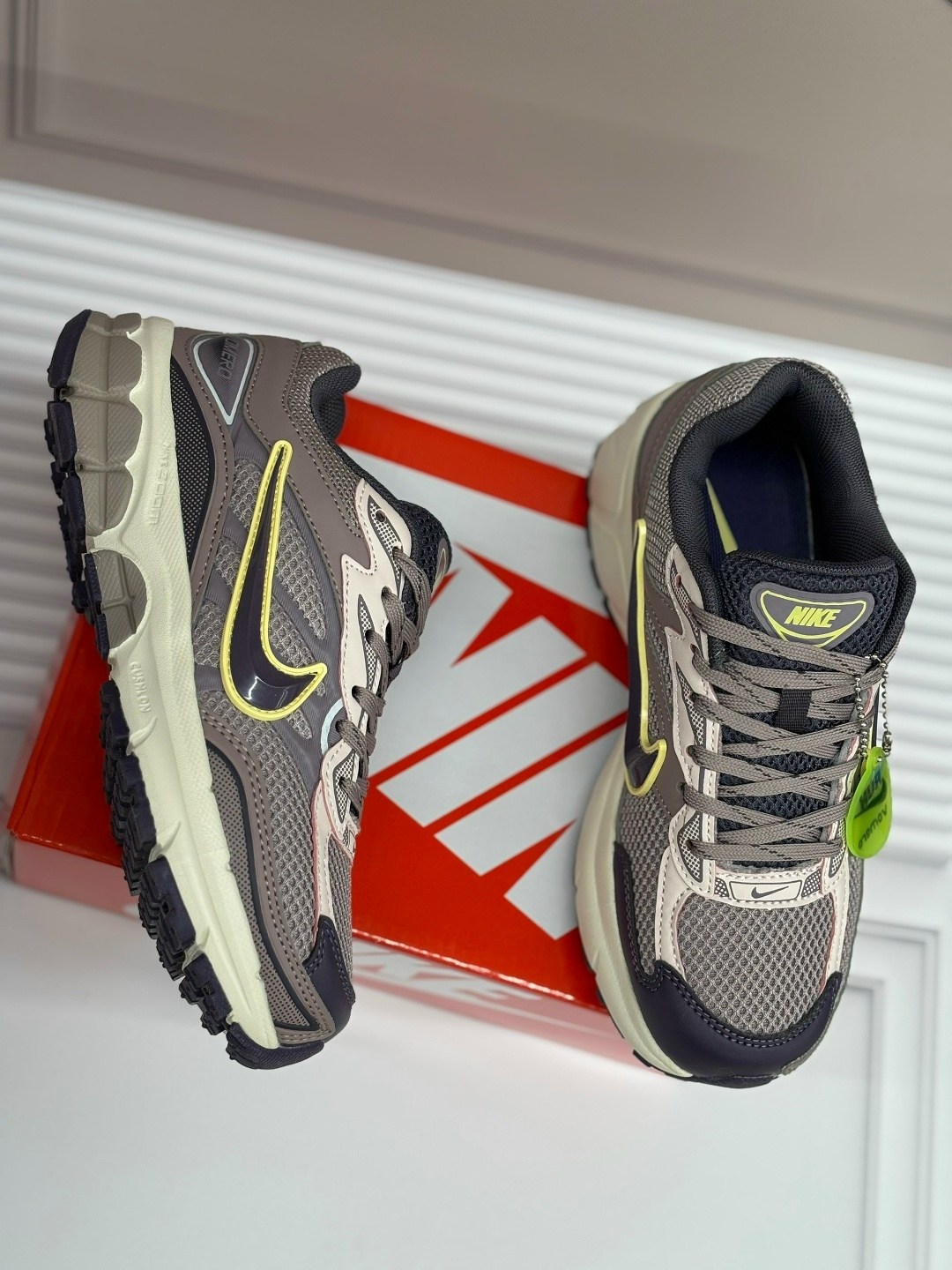 кроссовки nike,кроссовки nike initiator,кроссовки nike zoom vomero 5,женские кроссовки,кроссовки найк