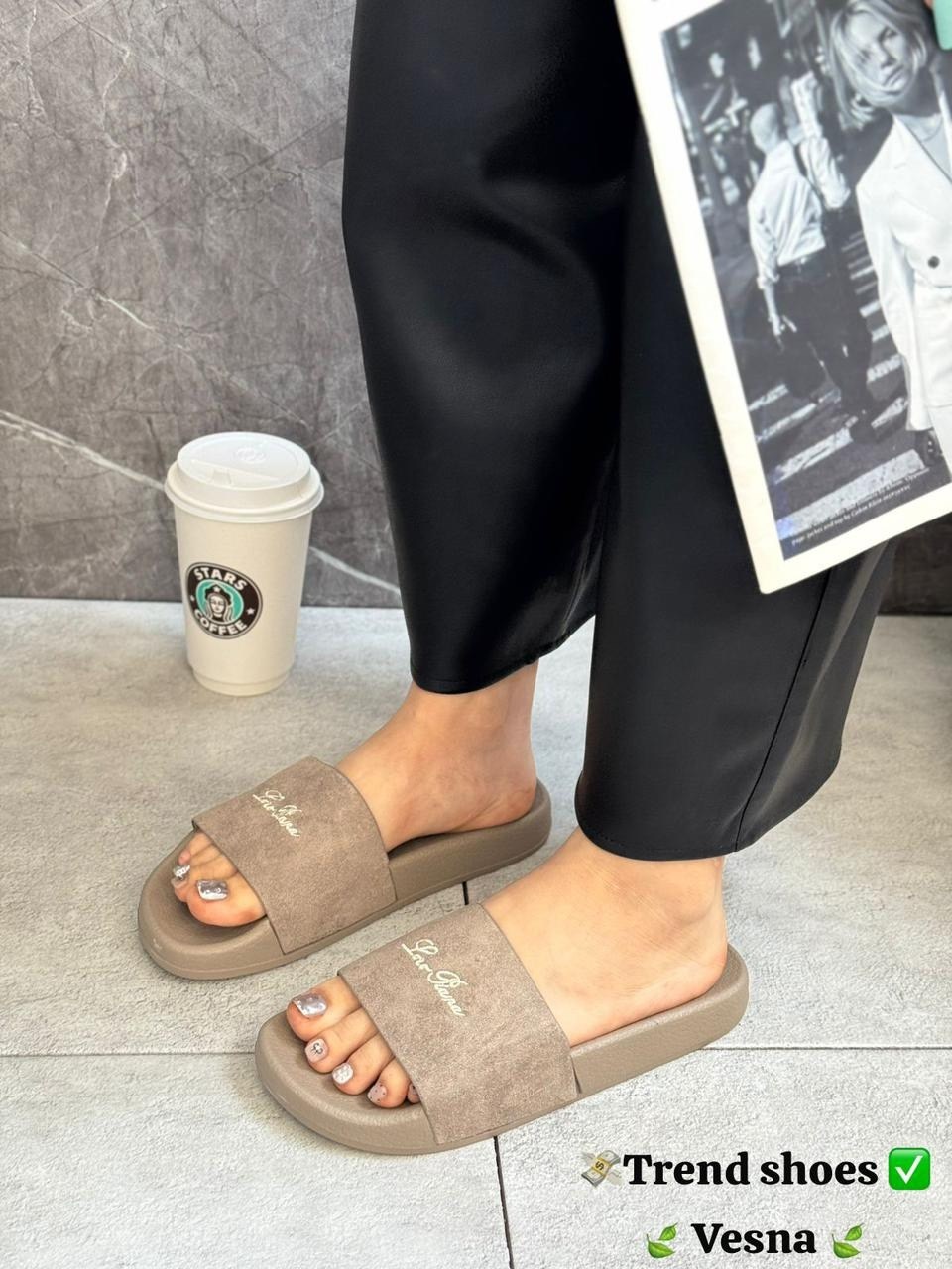 ,шлепанцы женские,модные сандалии,шлепки женские,женские сандалии