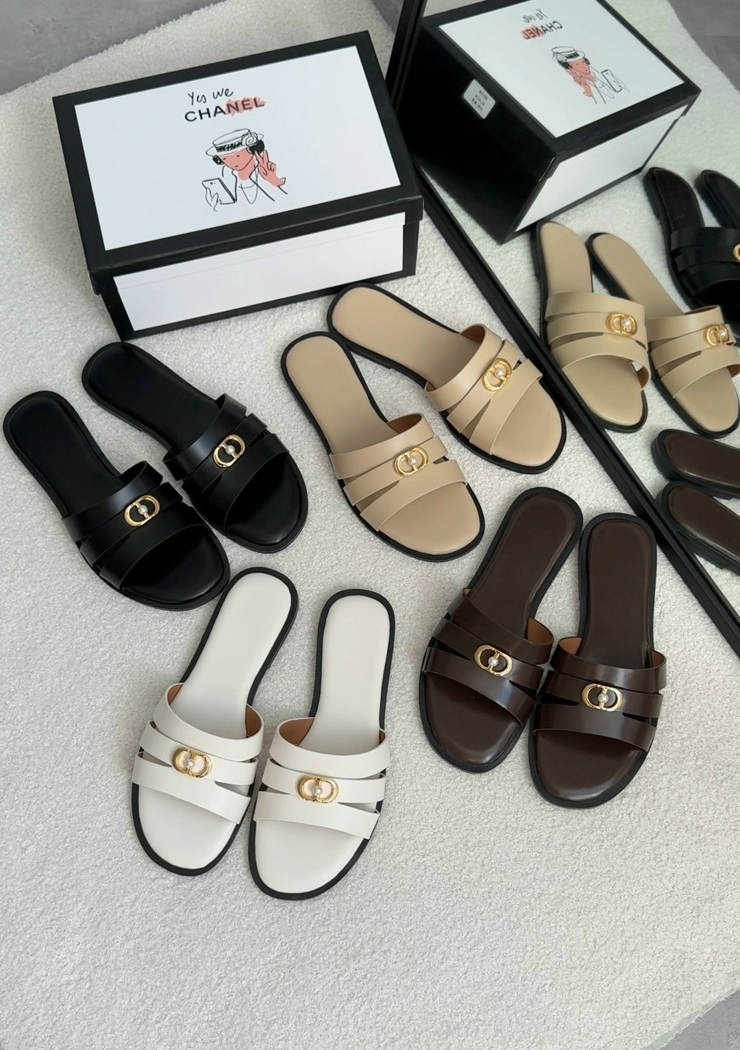 шлепанцы шанель,шлепки кристиан диор женские,шлепанцы шанель черные,,женские шлепанцы