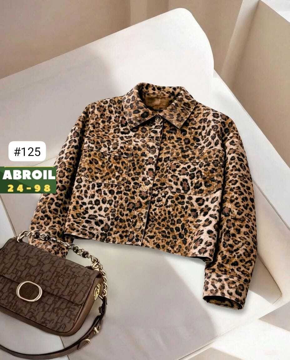 леопардовая куртка,женская джинсовая куртка с леопардовым принтом,куртка леопардовая женская,джинсовая куртка с леопардовым принтом,женская куртка с леопардовым принтом