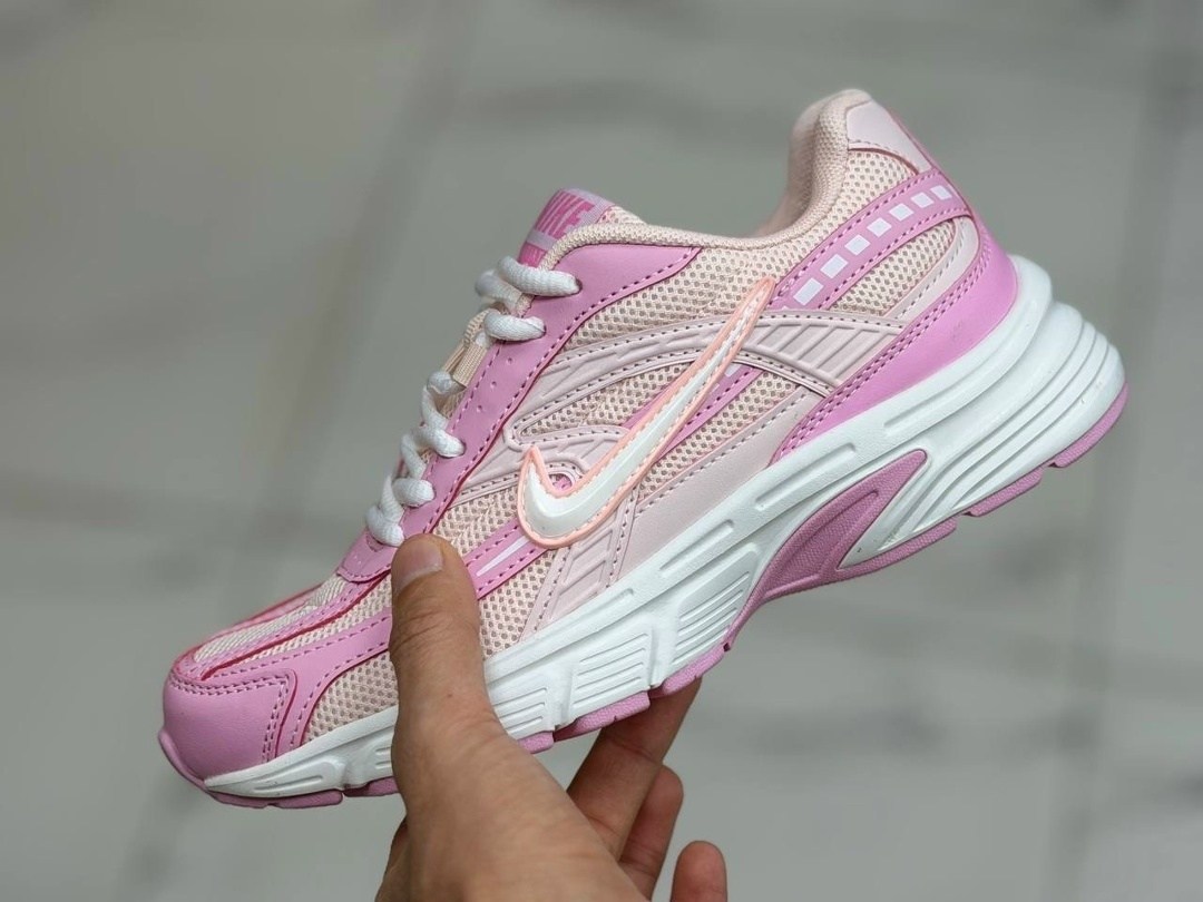 кроссовки nike initiator,кроссовки initiator nike цвет серый,nike initiator,nike initiator men's running shoes,кроссовки nike initiator metallic silver black