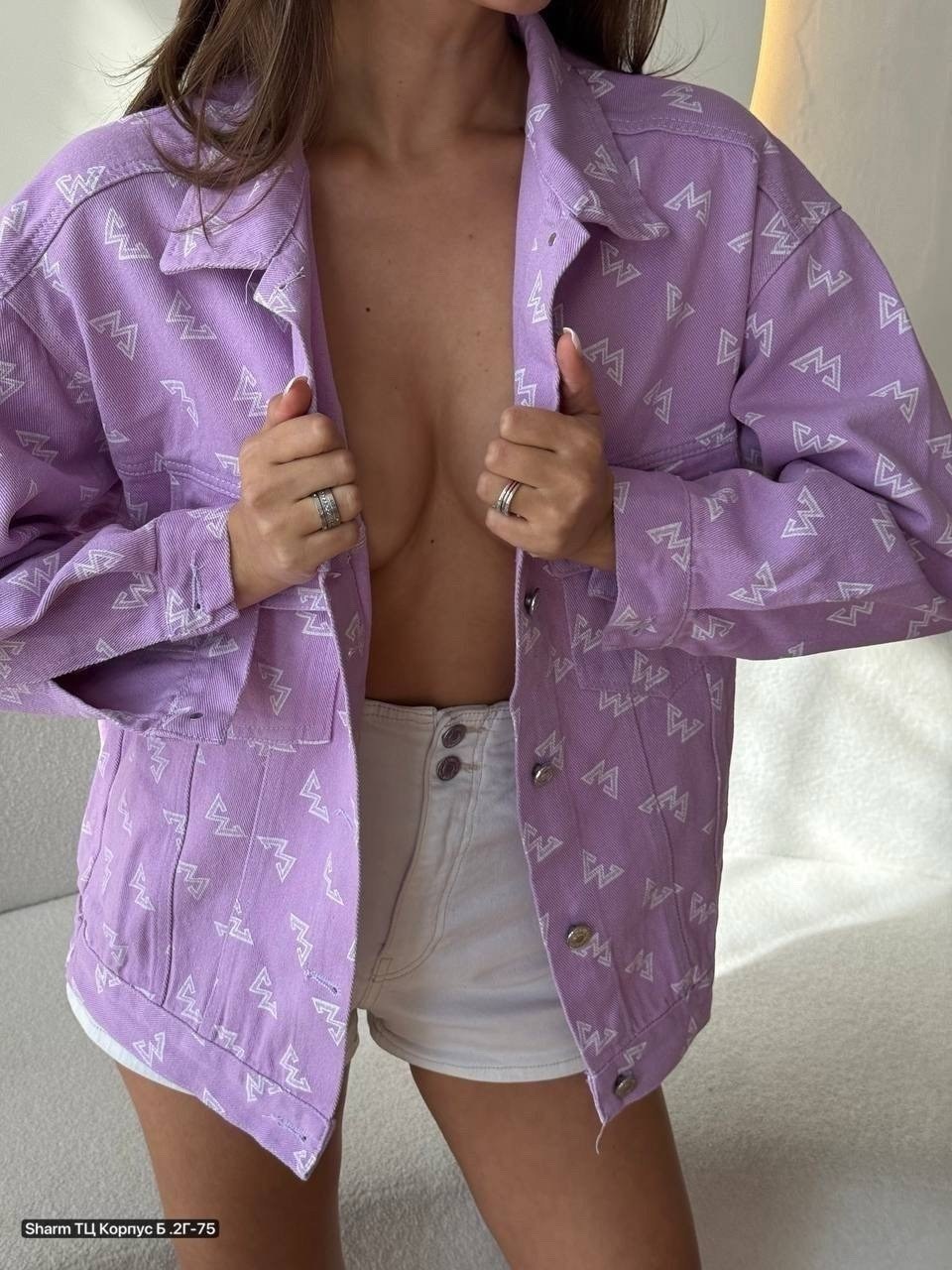 джинсовая куртка оверсайз,женская джинсовая куртка оверсайз,укороченная джинсовая куртка оверсайз,куртка оверсайз,розовая джинсовая куртка оверсайз