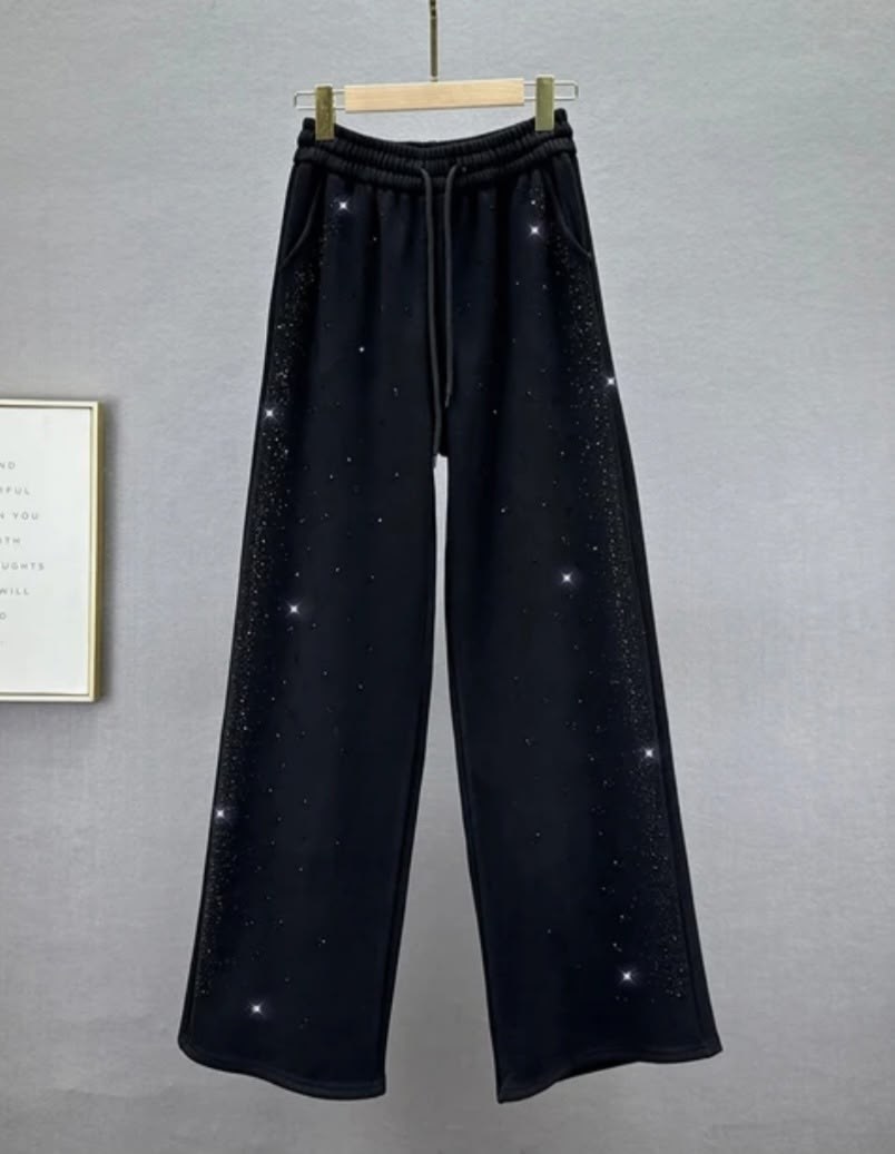 брюки со стразами,штаны со стразами,спортивные брюки со стразами,широкие брюки,брюки с широкими штанинами