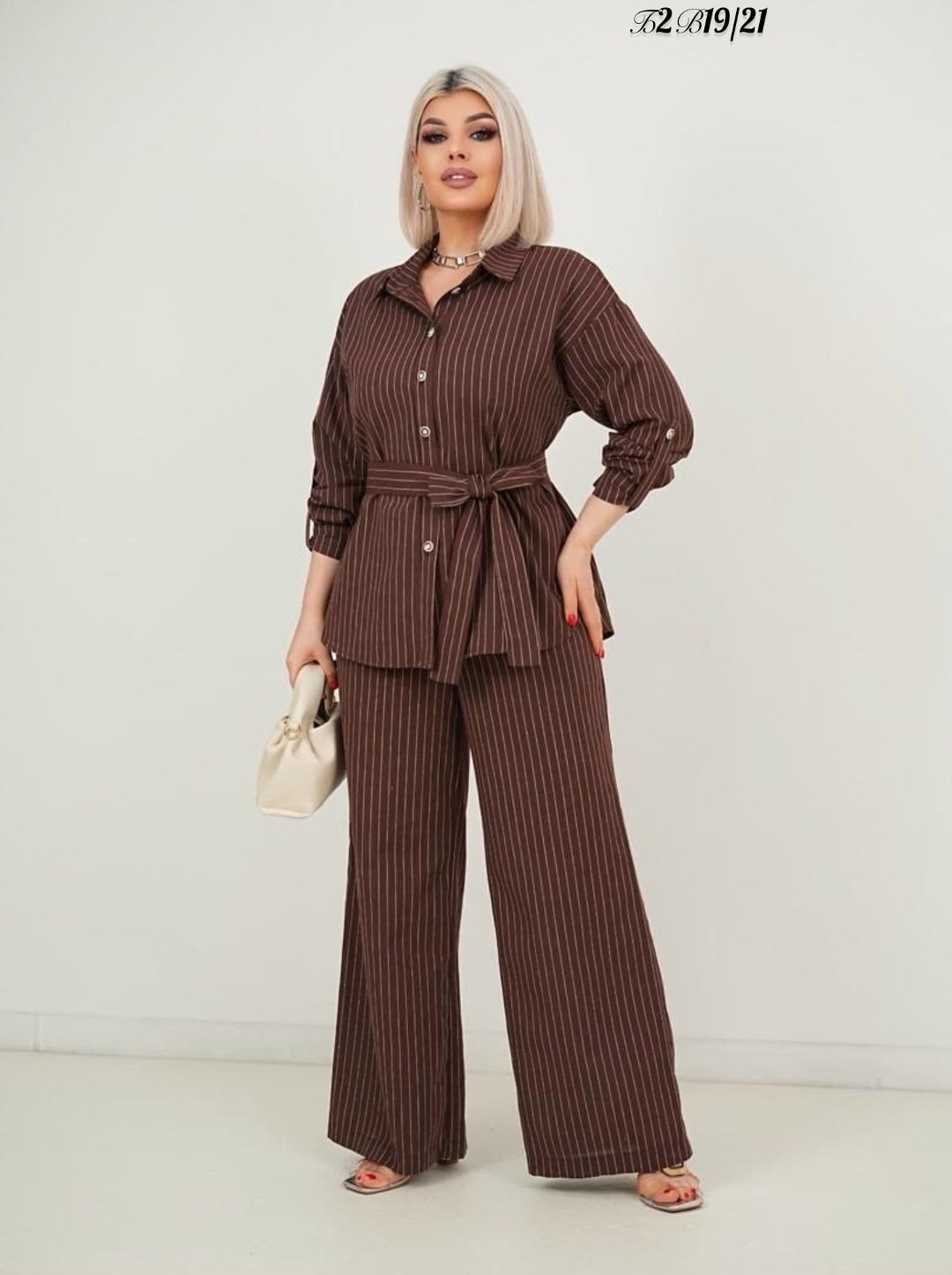костюм брючный,костюм женский брючный стильный,стильные костюмы,женский брючный костюм,костюм классический