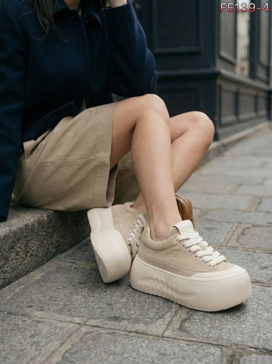 кроссовки женскиe,,повседневная ,повседневные кроссовки, на плоской подошве