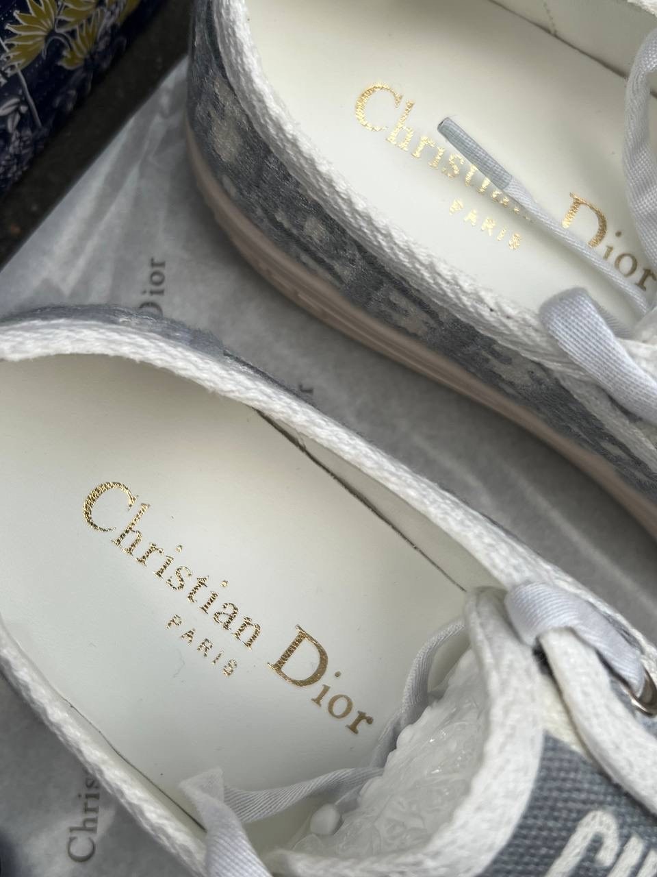 кеды christian dior walk n dior с логотипом,christian dior серые текстильные кеды walk'n'dior для женщин,кеды christian dior walk n dior с логотипом розовый,кеды christian dior,кеды женские christian