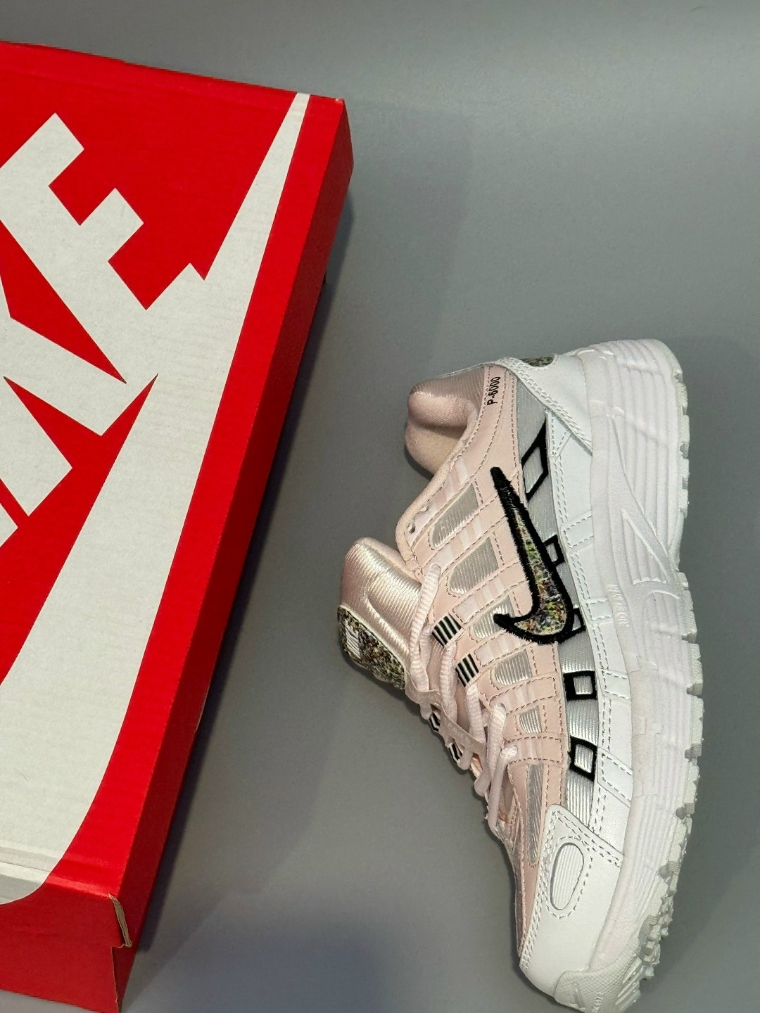женские кроссовки,nike p6000 розовые,кроссовки nike,кроссовки,повседневные кроссовки