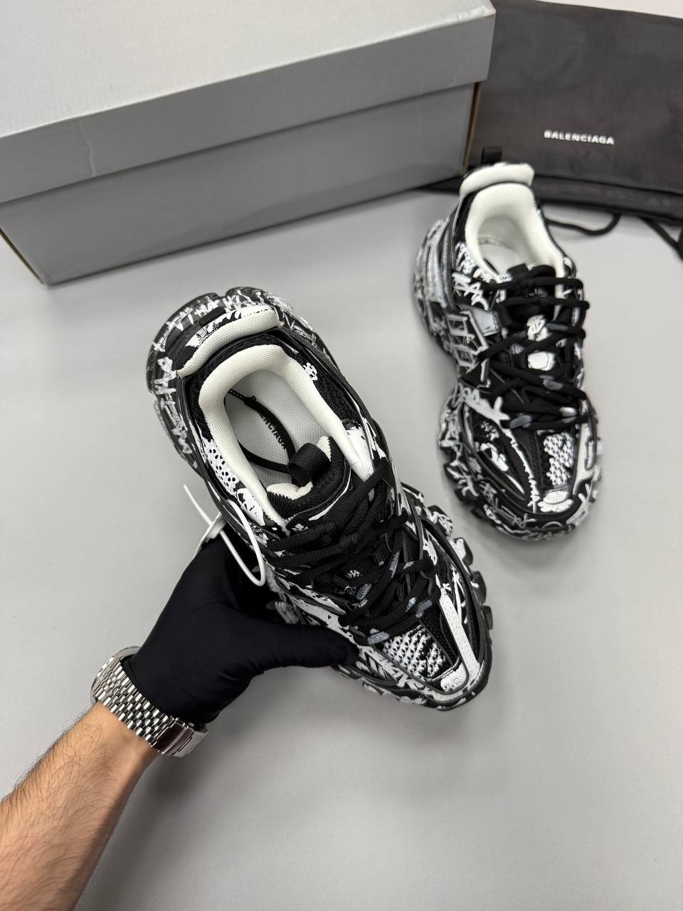 кроссовки balenciaga track,кроссовки balenciaga,кроссовки balenciaga track 1.0 graffiti,кроссовки balenciaga track 1 graffiti sneakers,спортивные кроссовки balenciaga