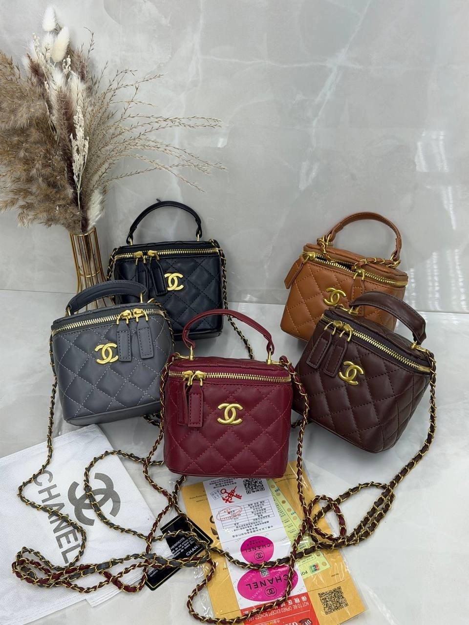 сумка chanel сумка chanel,сумка маленькая через плечо chanel,сумка chanel,сумка через плечо chanel,сумка chanel vanity бордовая