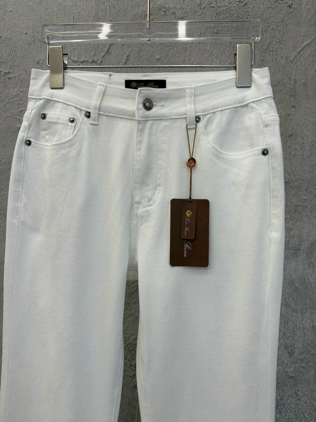 белые джинсы клеш,джинсы белые,женские джинсы,брюки джинсы,белые джинсы женские