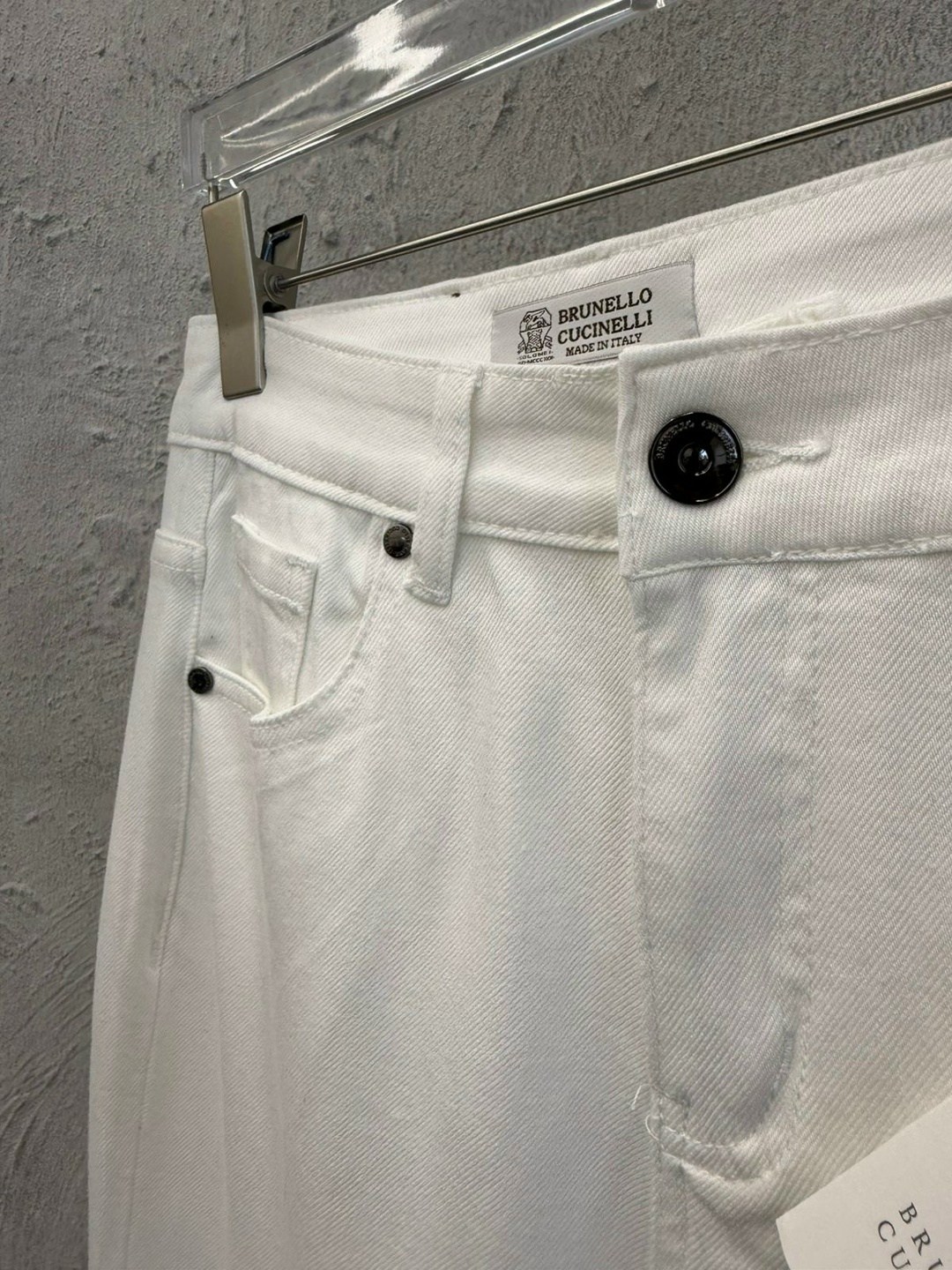 белые джинсы,джинсы chanel,джинсы стильные,женские джинсы,джинсы модные