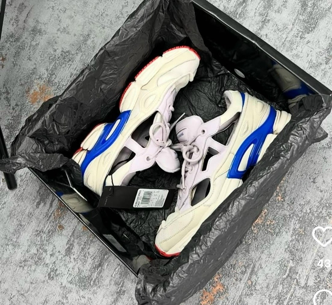 adidas raf simons replicant,кроссовки adidas raf simons x ozweego replicant 'red halo blue',adidas x raf simons replicant ozweego,массивные кроссовки raf simons x ozweego replicant adidas красный,раф