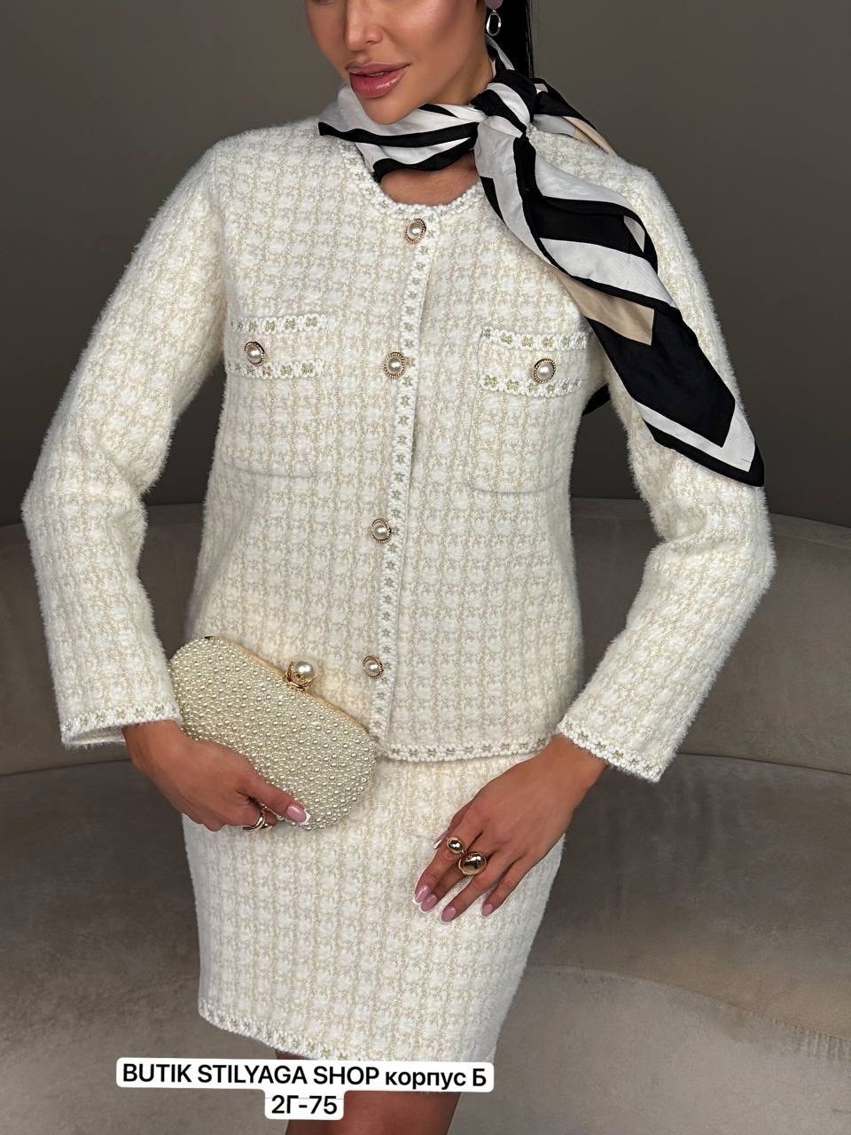 твидовый костюм женский с юбкой в стиле шанель,твидовый костюм женский в стиле шанель,костюм женский из твида в стиле шанель,новый твидовый костюм chanel,костюм с юбкой в стиле шанель
