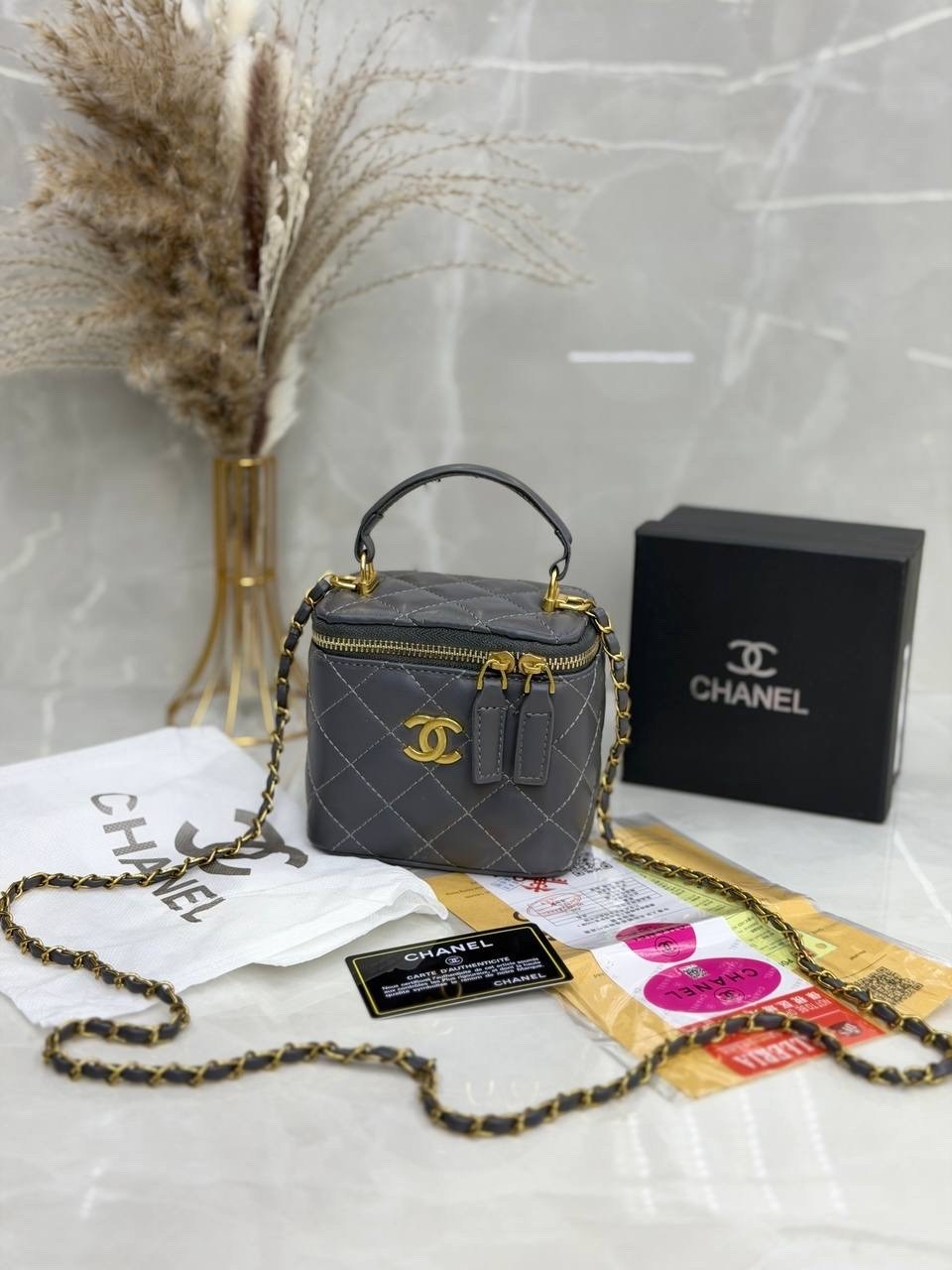 сумка chanel сумка chanel,сумка маленькая через плечо chanel,сумка chanel,сумка через плечо chanel,сумка chanel vanity бордовая