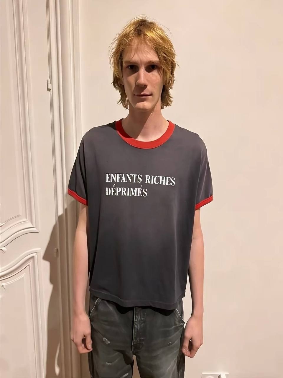 enfants riches deprimes футболка,футболка,футболки мужские,одежда стили,футболка с принтом