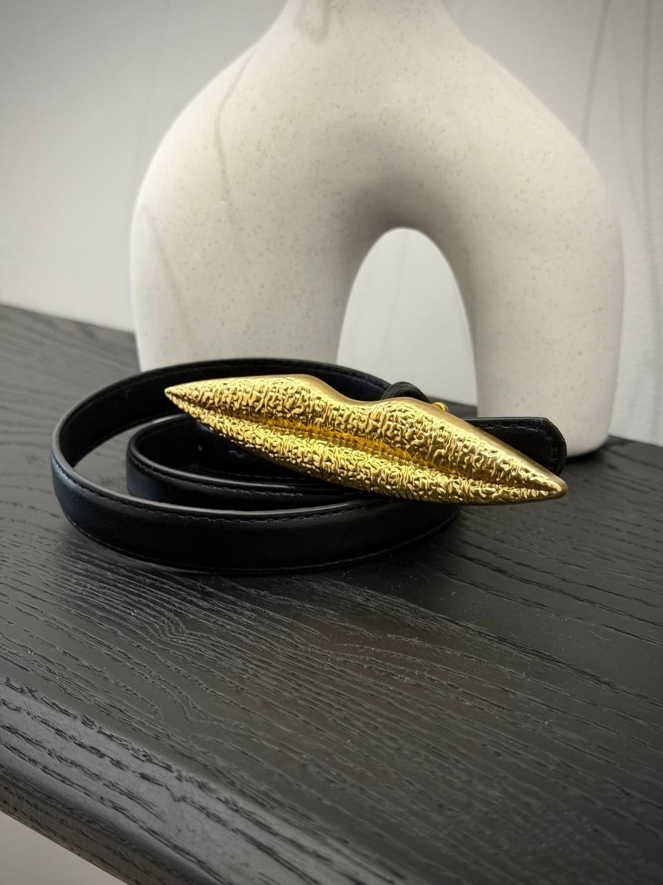 женские ремни,ремень для женщин,ремни и пояса,кожаные ремни,ремень версаче женский