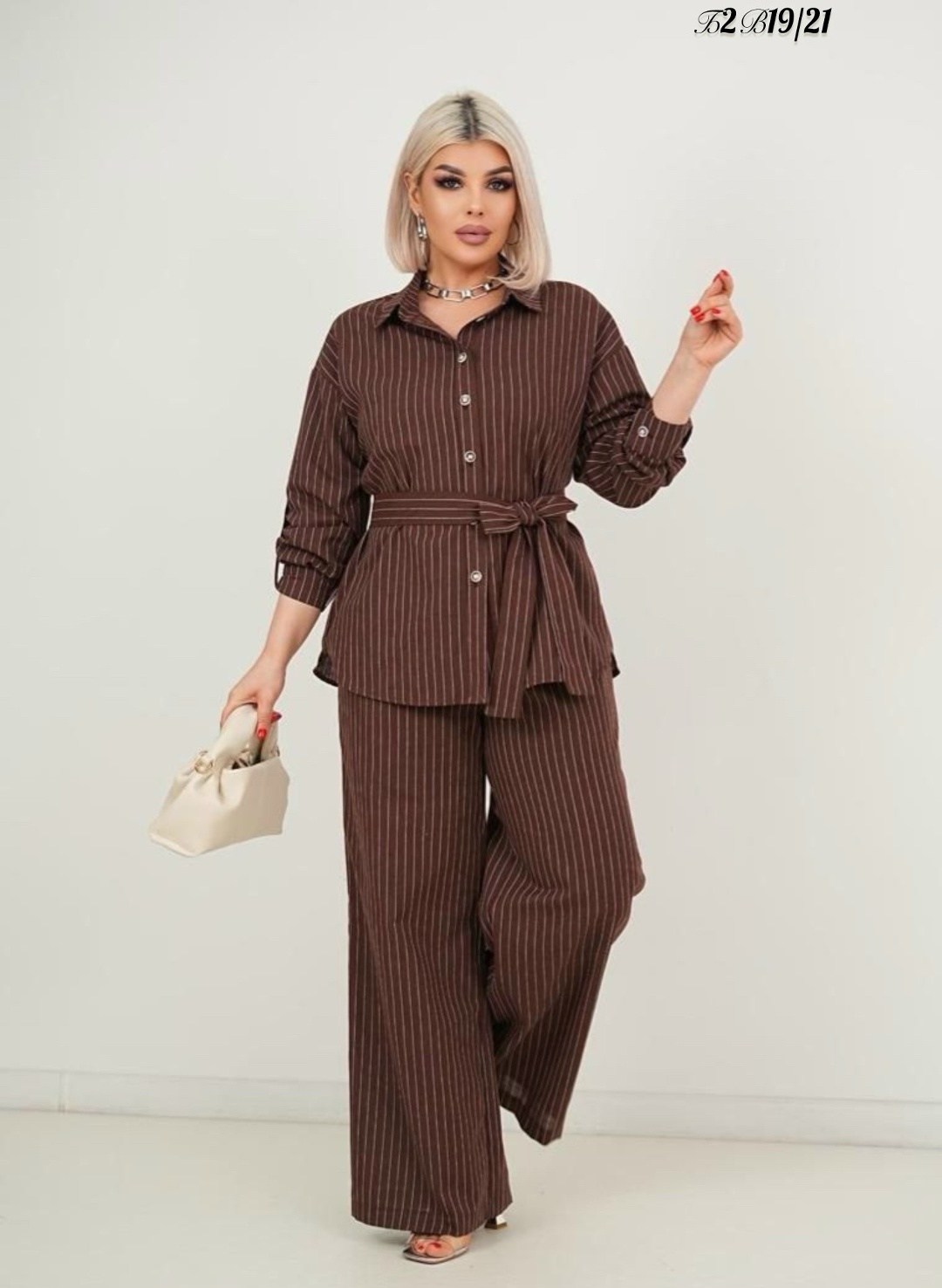 костюм брючный,костюм женский брючный стильный,стильные костюмы,женский брючный костюм,костюм классический