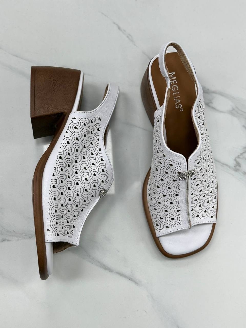 босоножки женские,,босоножки кари,стильные босоножки,босоножки тофа