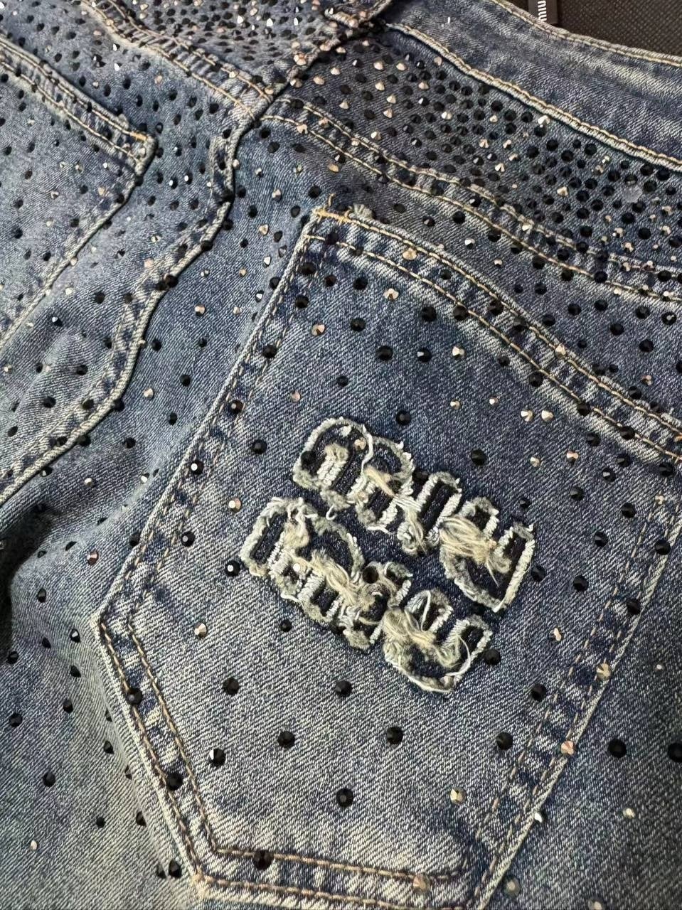 джинсы со стразами,джинсы со стразами женские,блестящие джинсы,джинсы модные,джинсы с блестками