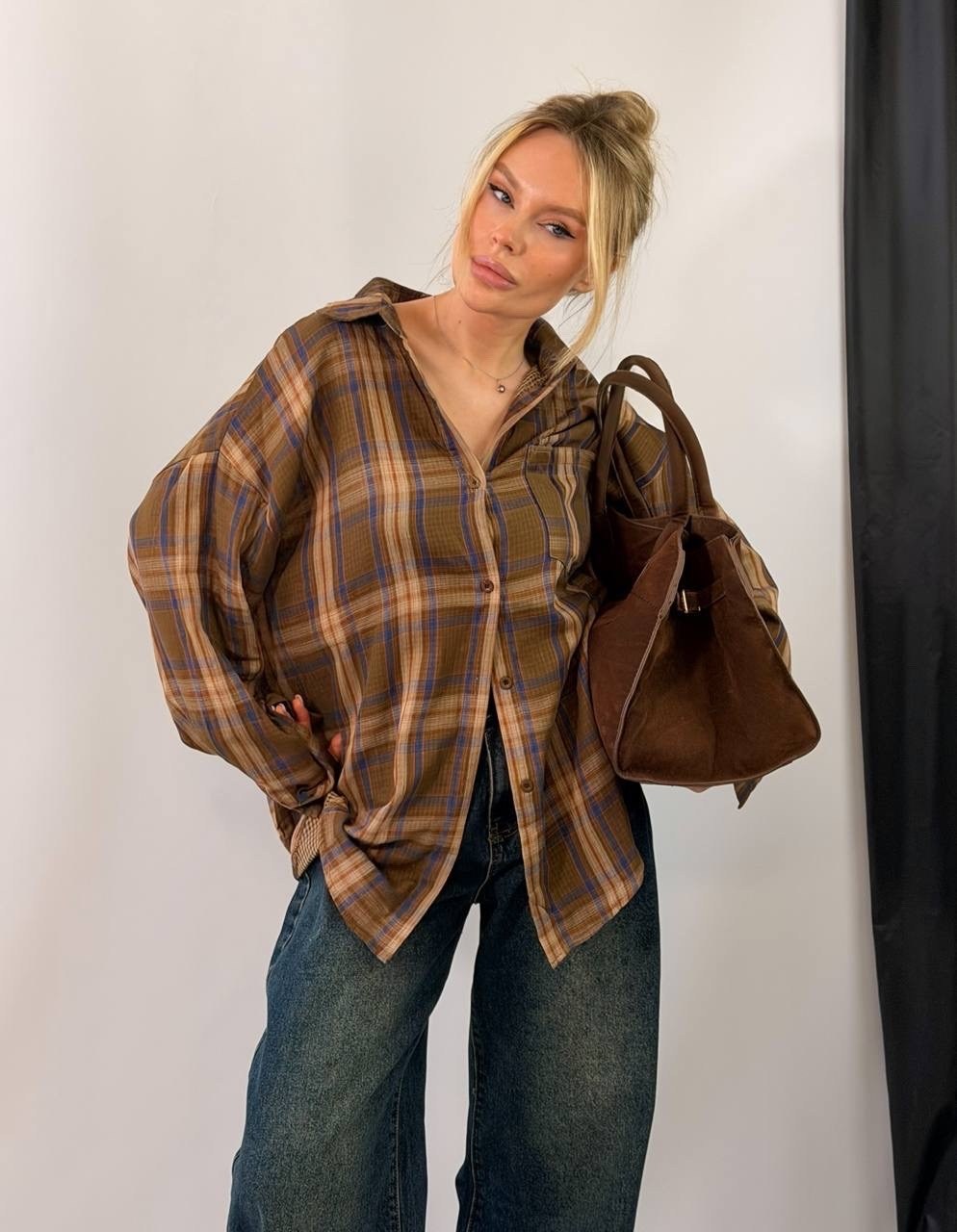 рубашка оверсайз в клетку,рубашка оверсайз в клетку удлиненная,рубашка оверсайз удлиненная в клетку annemore,рубашка в клетку,женская рубашка в клетку