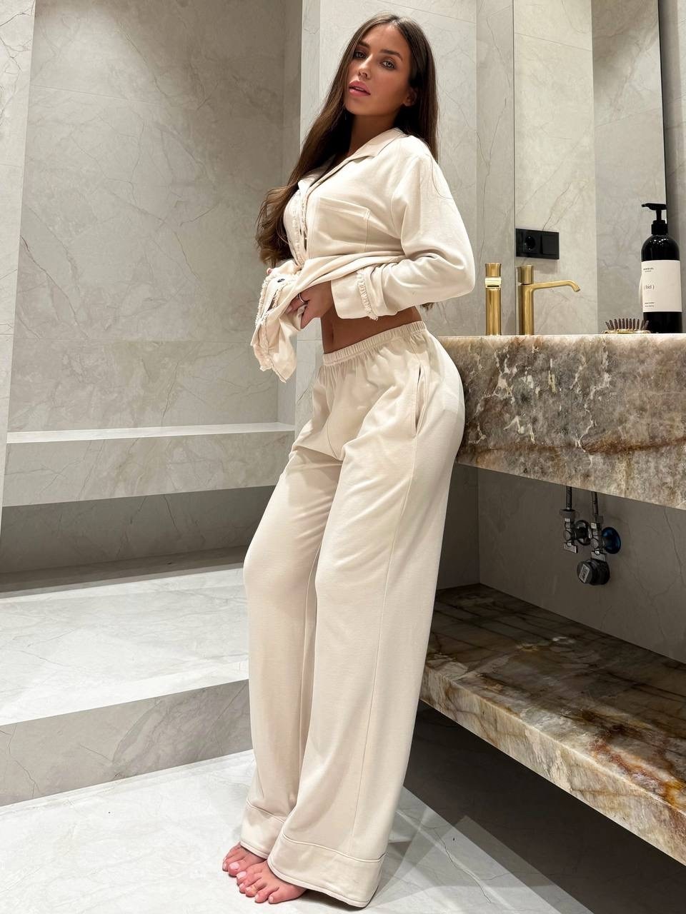 костюм с брюками,женский брючный костюм,брючный костюм повседневный,костюм брючный,костюм бежевый