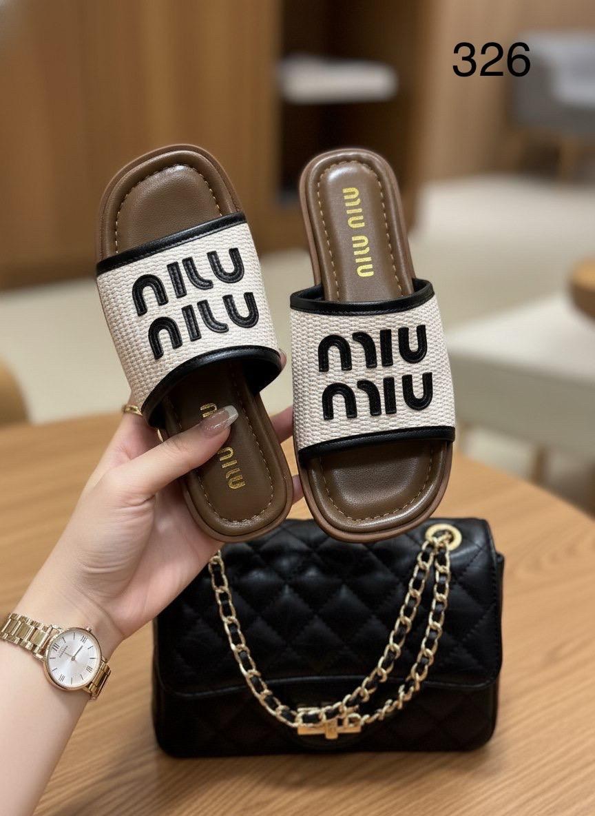 шлепанцы модные,,женские шлепанцы,шлепанцы miu miu,шлепки женские