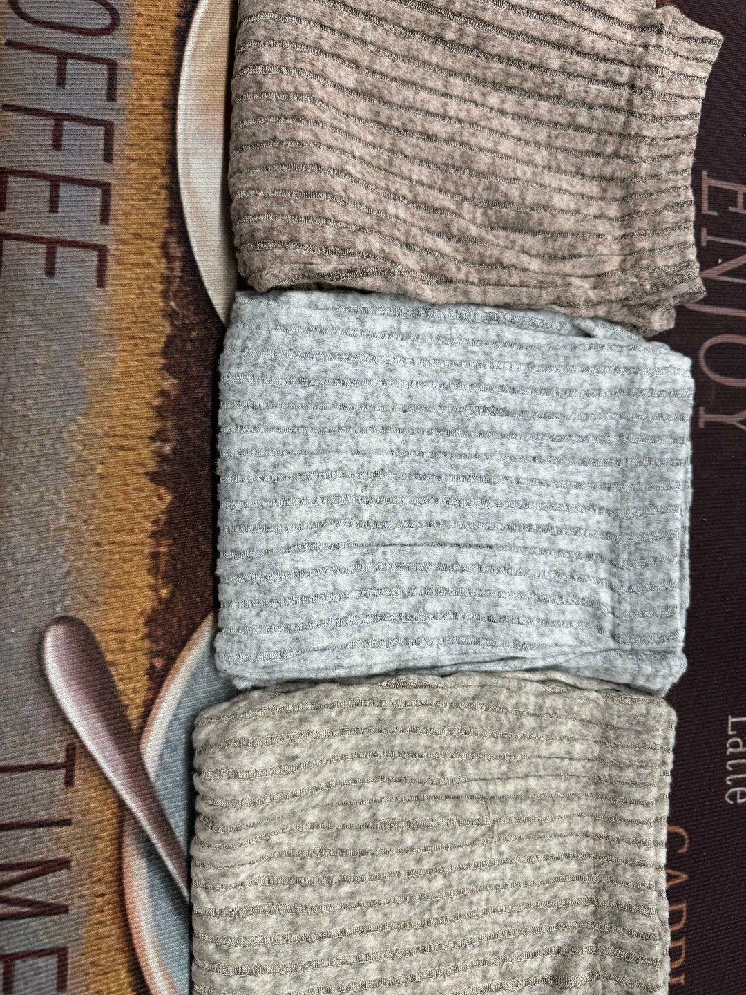 трикотажные брюки,трикотажные брюки клеш,вязаные брюки,женские брюки клеш,штаны женские