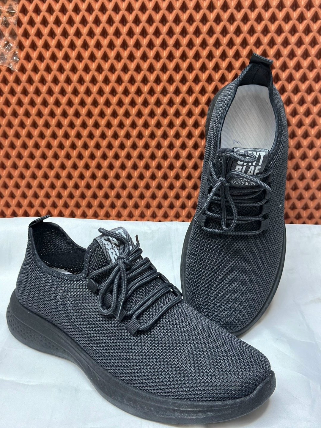 ,кроссовка мужской,спортивные кроссовки,кроссовки черные,мужская  кроссовки