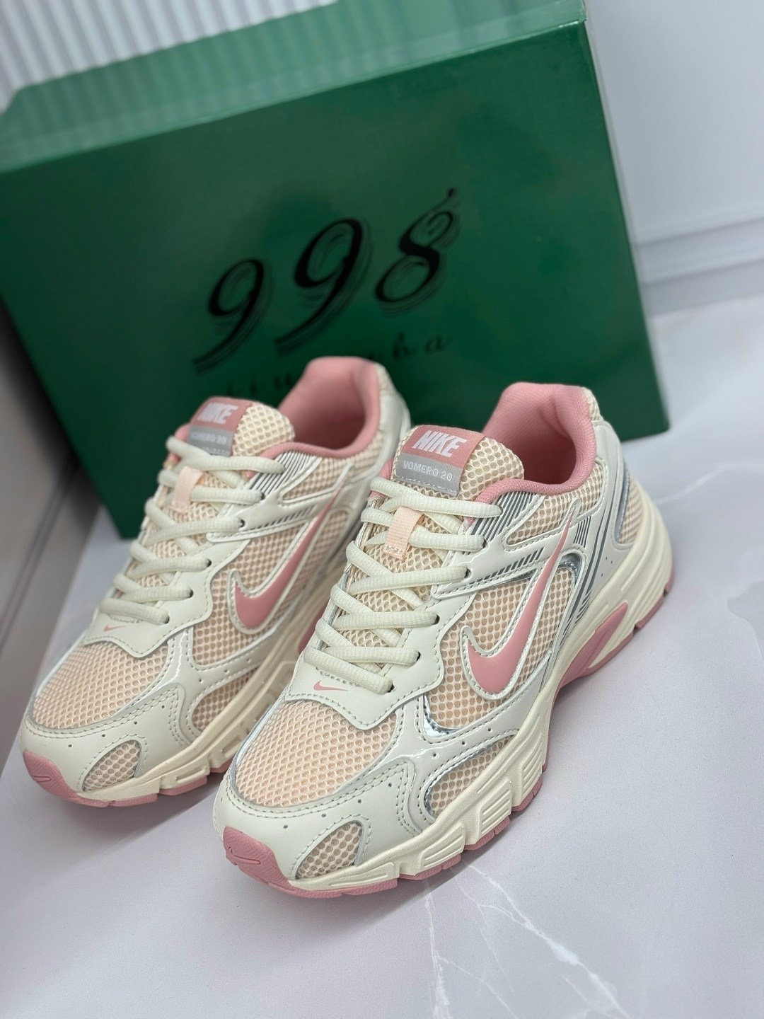 женские кроссовки nike,кроссовки nike,женские кроссовки,кроссовки nike v2k run,кроссовки найк