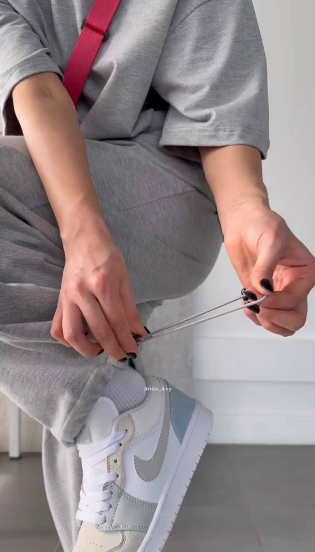 костюм оверсайз,штаны оверсайз,брюки спортивные,cпортивный костюм оверсайз,черная футболка оверсайз