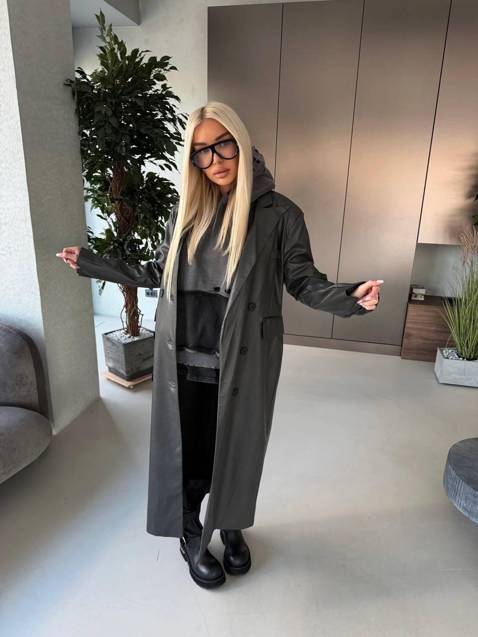 кожаный тренч,плащ оверсайз женский,плащ тренч,кожаные плащи,женские плащи