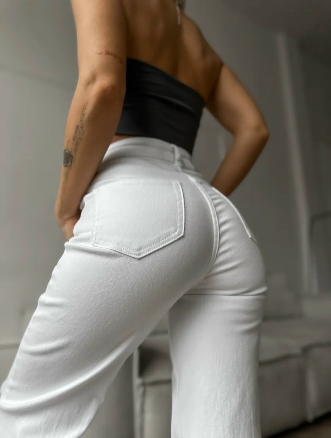 женские джинсы и брюки,джинсы брюки,джинсы белые,джинсы женские белые,белые джинсы широкие