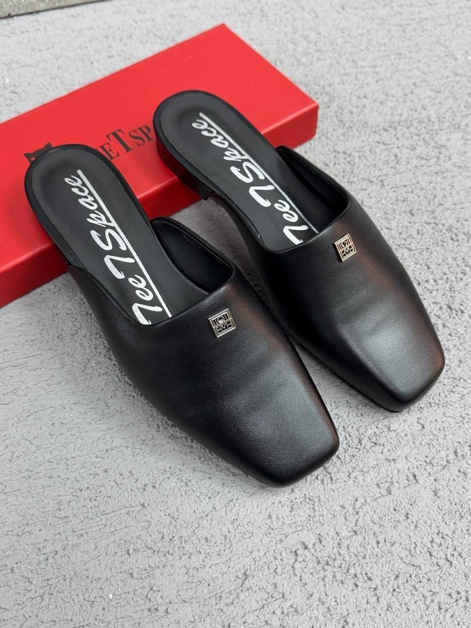 ,женские шлепанцы,обуви, женская,мужские тапочки