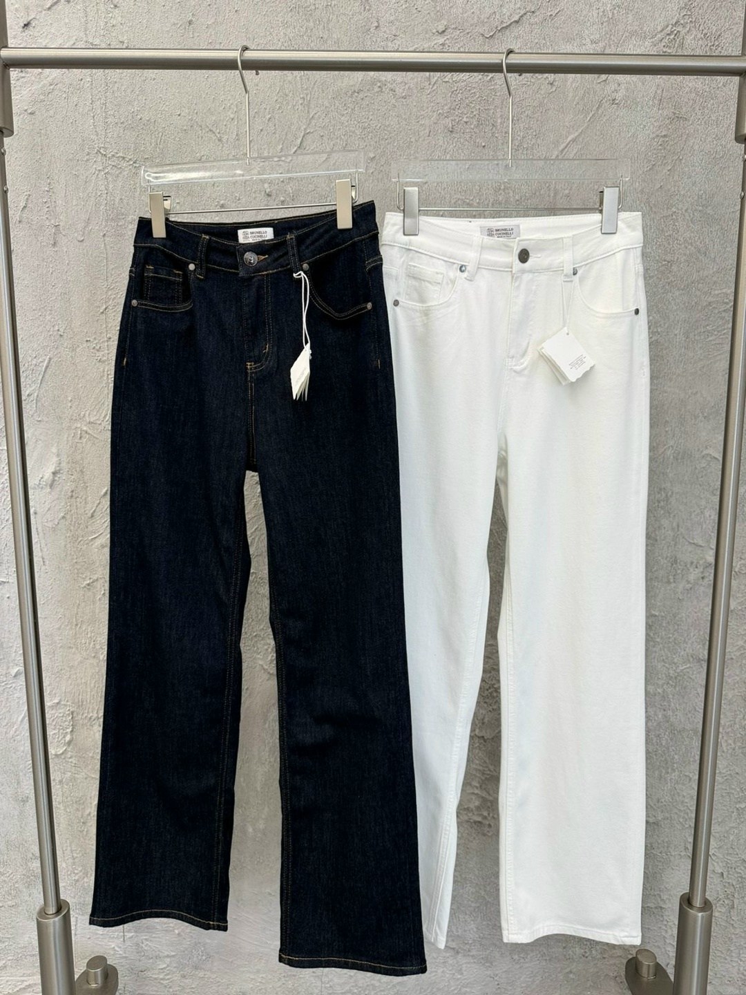 женские широкие синие джинсы christian dior,широкие женские джинсы christian dior,джинсы,женские джинсы,джинсы широкие