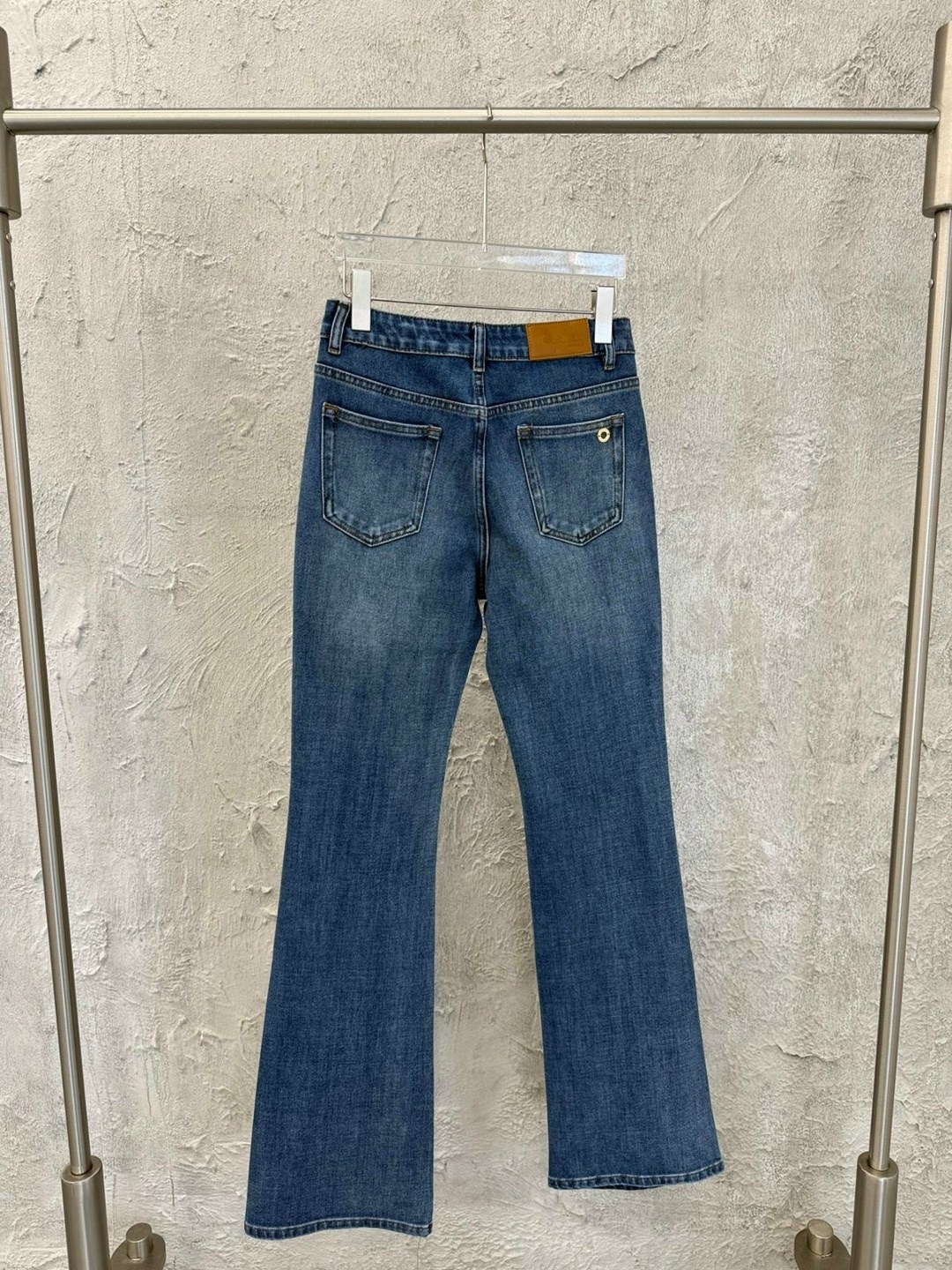 женские джинсы,одежда джинсы,джинсы,стильные джинсы,джинсы клеш