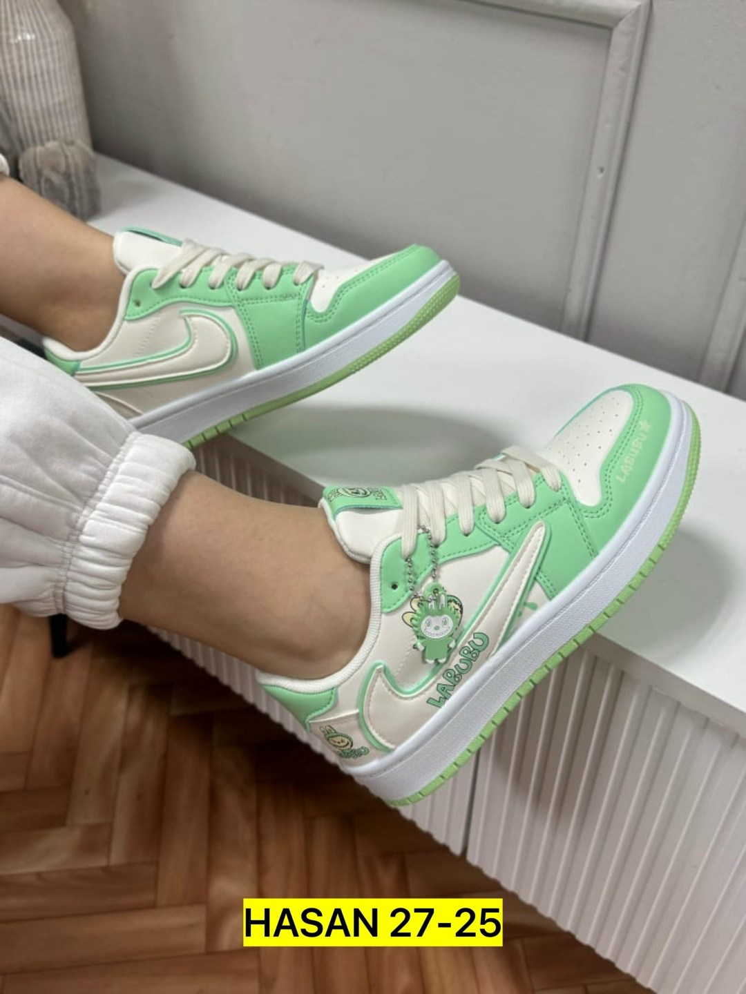 кроссовки,женские кроссовки,спортивная ,модные кроссовки,кроссовки кеды