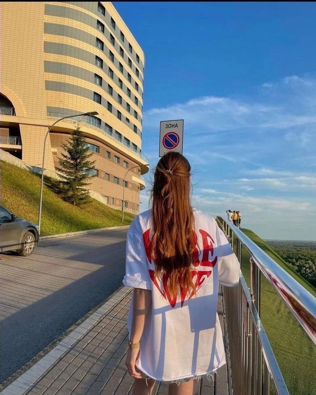 футболки оверсайз женские,футболка оверсайз с принтом more self love,футболки оверсайз с принтами,футболки женская,футболка белая оверсайз с принтом