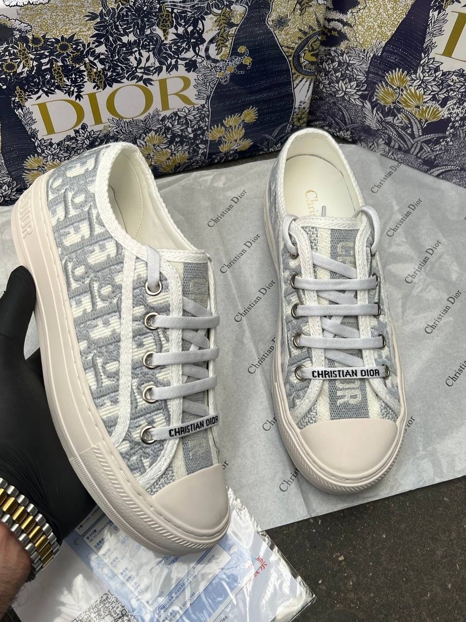 кеды christian dior walk n dior с логотипом,christian dior серые текстильные кеды walk'n'dior для женщин,кеды christian dior walk n dior с логотипом розовый,кеды christian dior,кеды женские christian