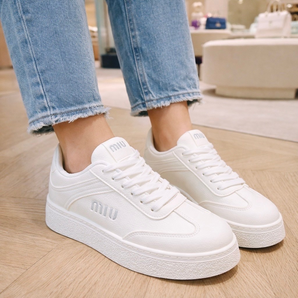 ,женские кроссовки,высокие кроссовки,кроссовки женские белые,белые кеды