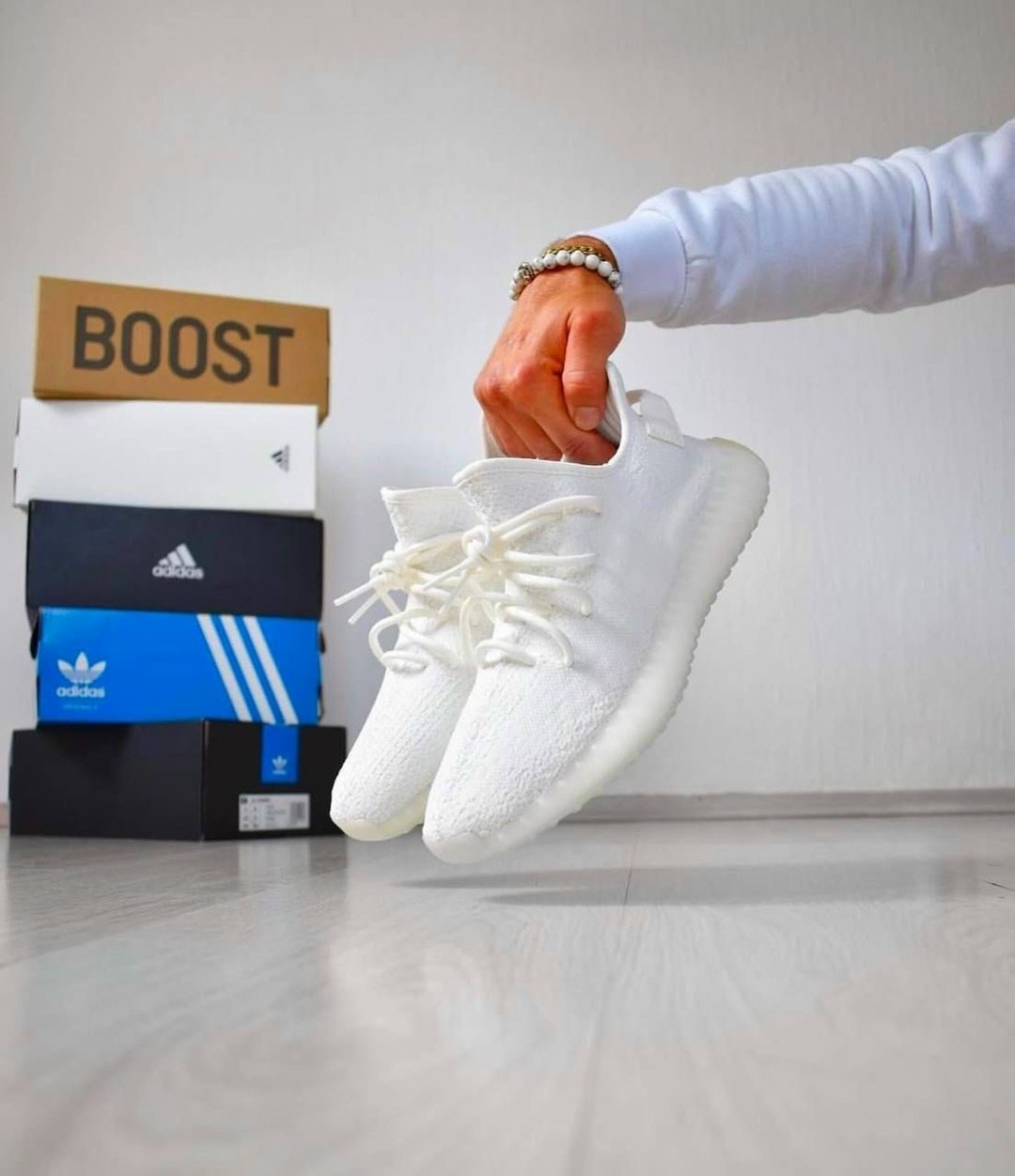 adidas yeezy boost 350 белые женские,кроссовки adidas yeezy boost 350,adidas yeezy boost,adidas yeezy boost 350 v 2,кроссовки adidas yeezy boost