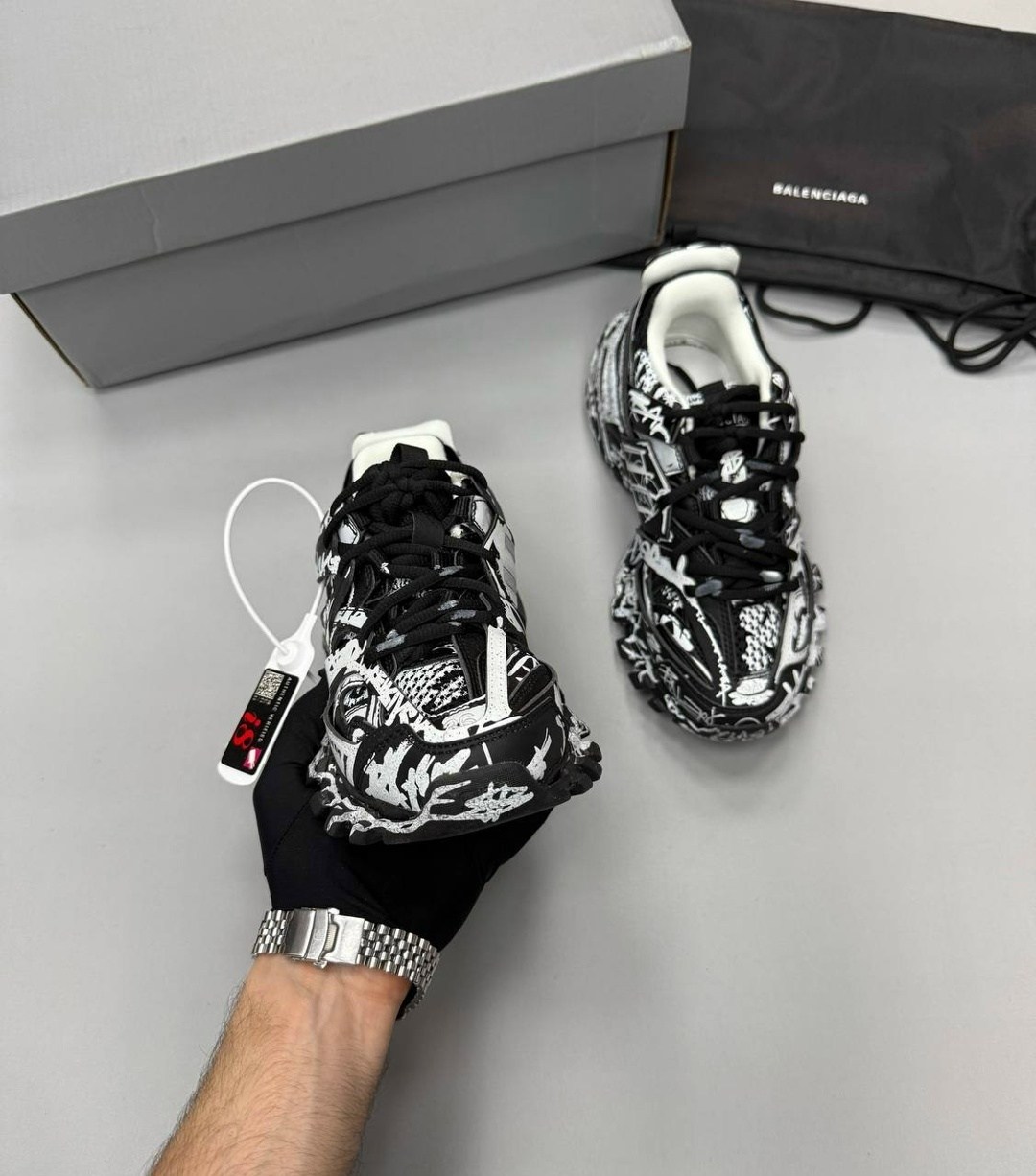 кроссовки balenciaga track,кроссовки balenciaga,кроссовки balenciaga track 1.0 graffiti,кроссовки balenciaga track 1 graffiti sneakers,спортивные кроссовки balenciaga
